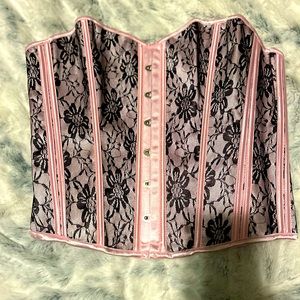 Laced boned corset XL